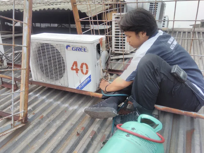 Gambar pada sumber untuk Service AC Ketapang