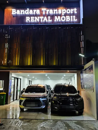 Gambar pada sumber untuk Bandara Transport