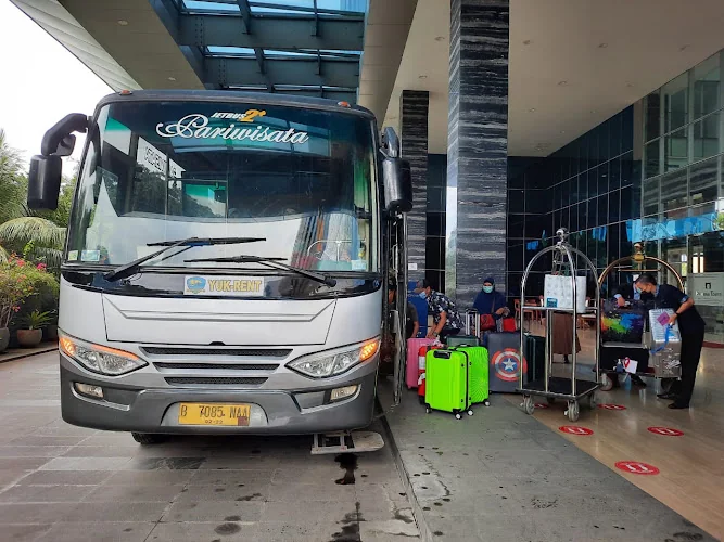 Gambar pada sumber untuk Yukrent Mitra Transport