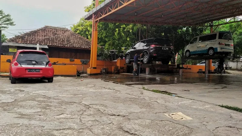 Gambar pada sumber untuk Car Wash 83