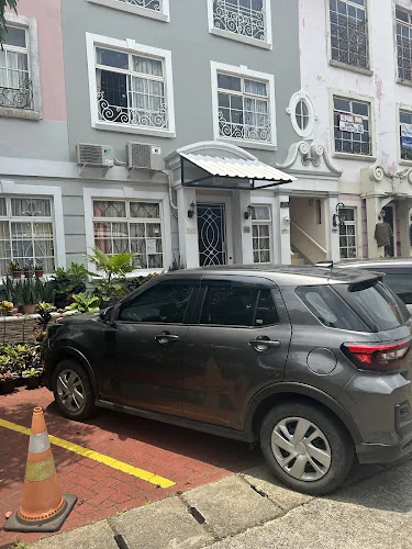 Gambar pada sumber untuk Snowhite Rental