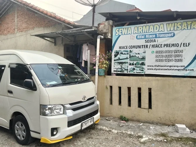 Gambar pada sumber untuk Rifal Hiace