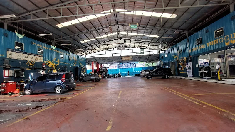 Gambar pada sumber untuk Bengkel Mobil BOS Cipondoh