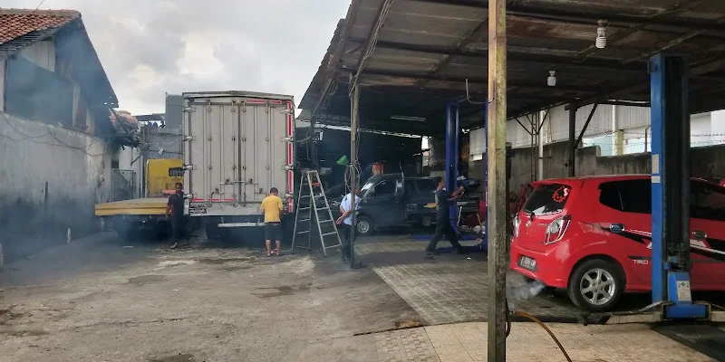 Gambar pada sumber untuk Bengkel Mobil Mitra Mobil