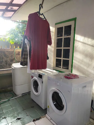 Gambar pada sumber untuk RY LAUNDRY