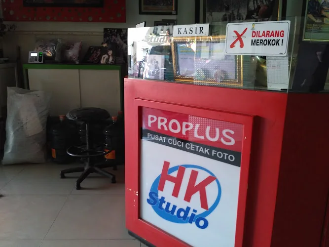 Gambar pada sumber untuk HK Studio Photo