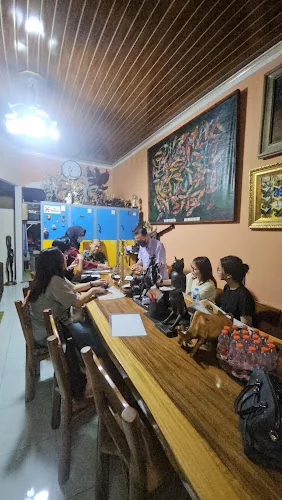 Gambar pada sumber untuk Notaris Yendra Wiharja