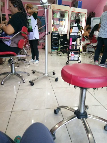 Gambar pada sumber untuk Sabeth Salon