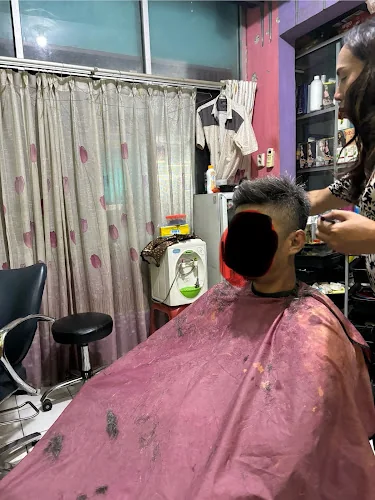 Gambar pada sumber untuk Icha Salon