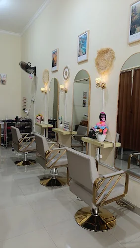 Gambar pada sumber untuk Balinese Salon Beautybar