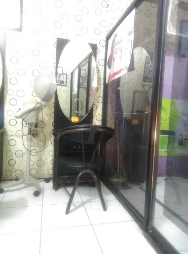Gambar pada sumber untuk Verika Salon