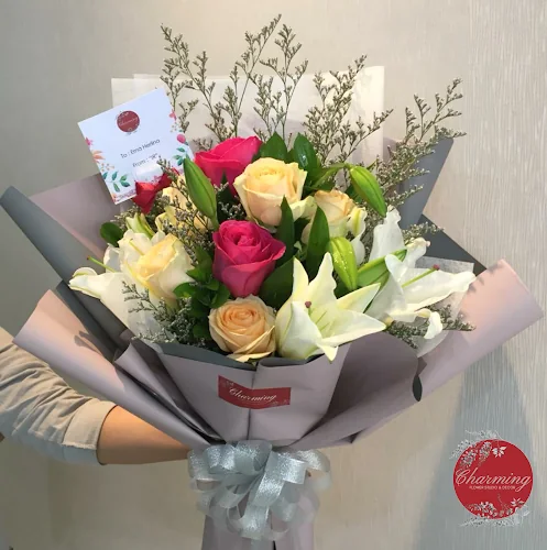 Gambar pada sumber untuk Charming Florist