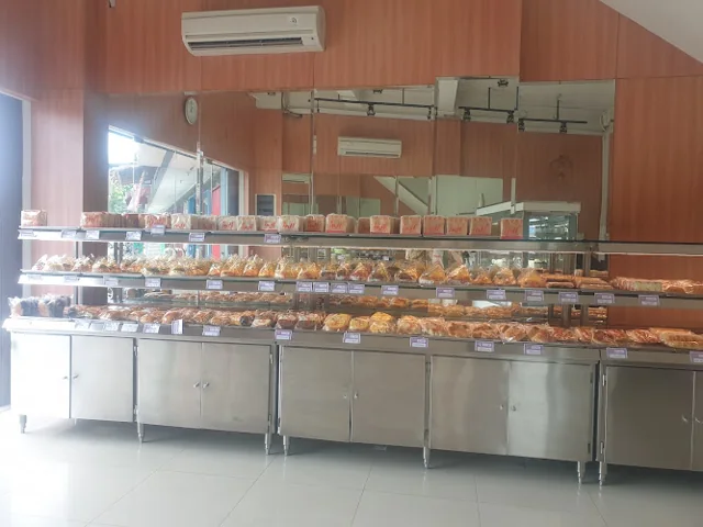 Gambar pada sumber untuk INTI Bakery & Cake
