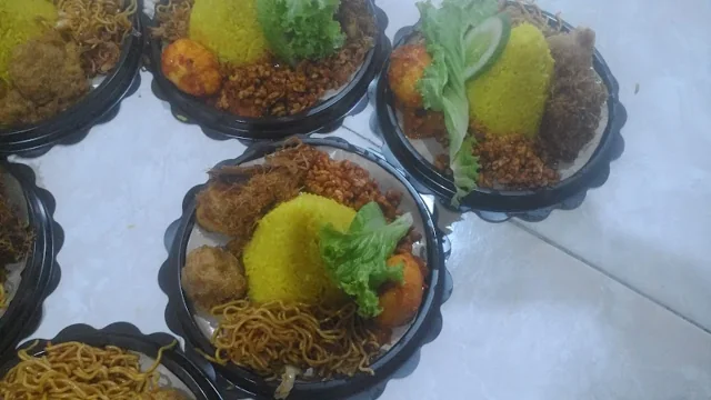 Gambar pada sumber untuk Yani Catering