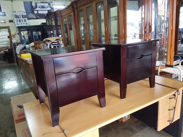 Gambar pada sumber untuk Benteng Furniture