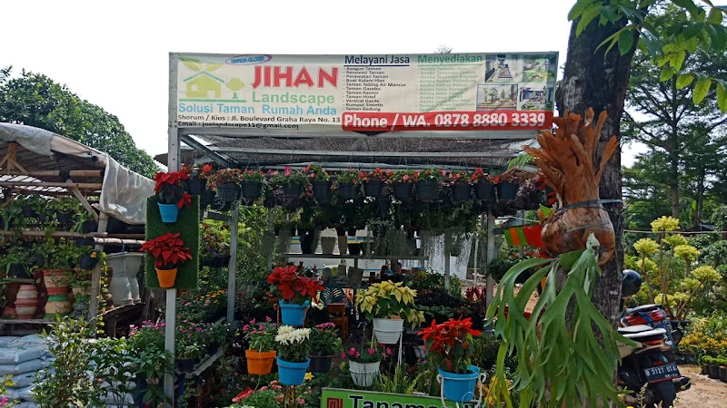 Gambar pada sumber untuk Kios Bunga Jihan Landscape