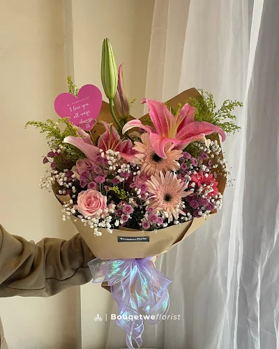 Gambar pada sumber untuk Bouqetwe Florist Karawaci